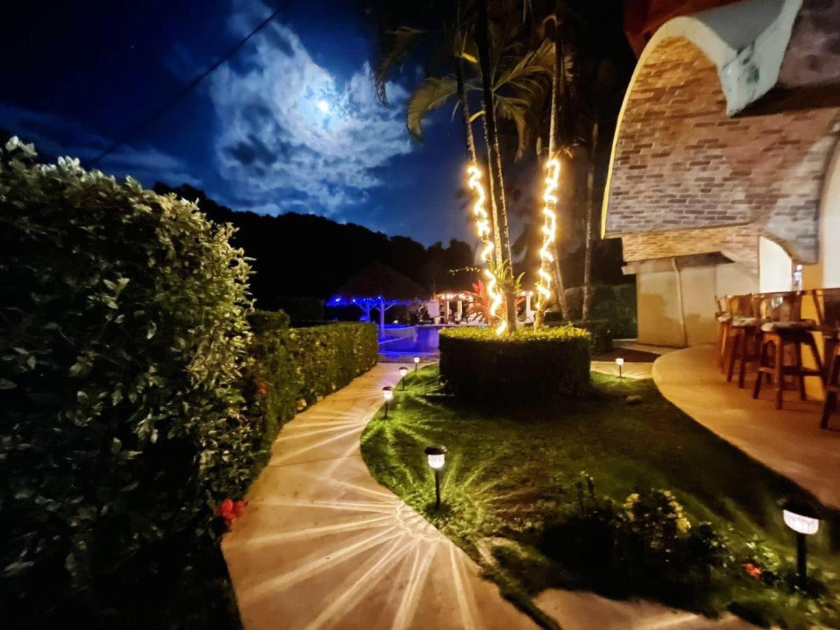Hotel Delfin Playa Bejuco Esterillos Este Bagian luar foto