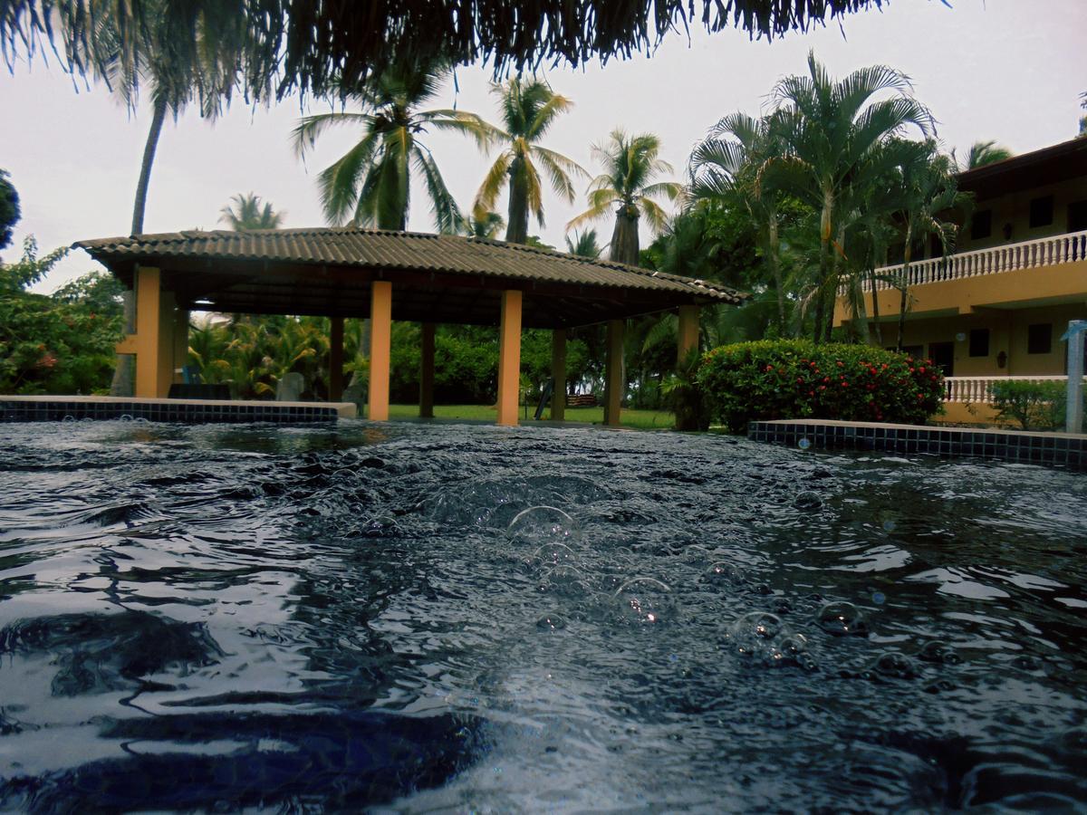 Hotel Delfin Playa Bejuco Esterillos Este Bagian luar foto