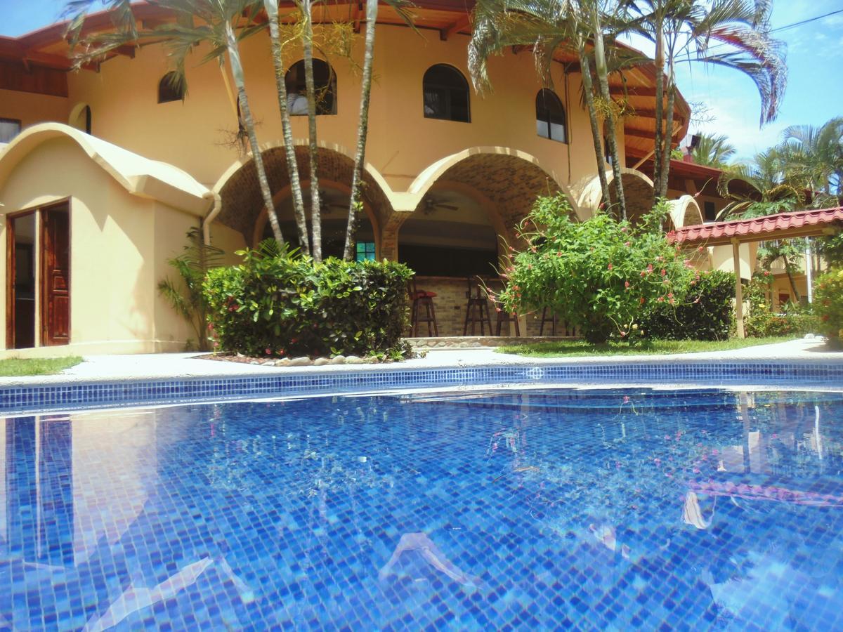 Hotel Delfin Playa Bejuco Esterillos Este Bagian luar foto