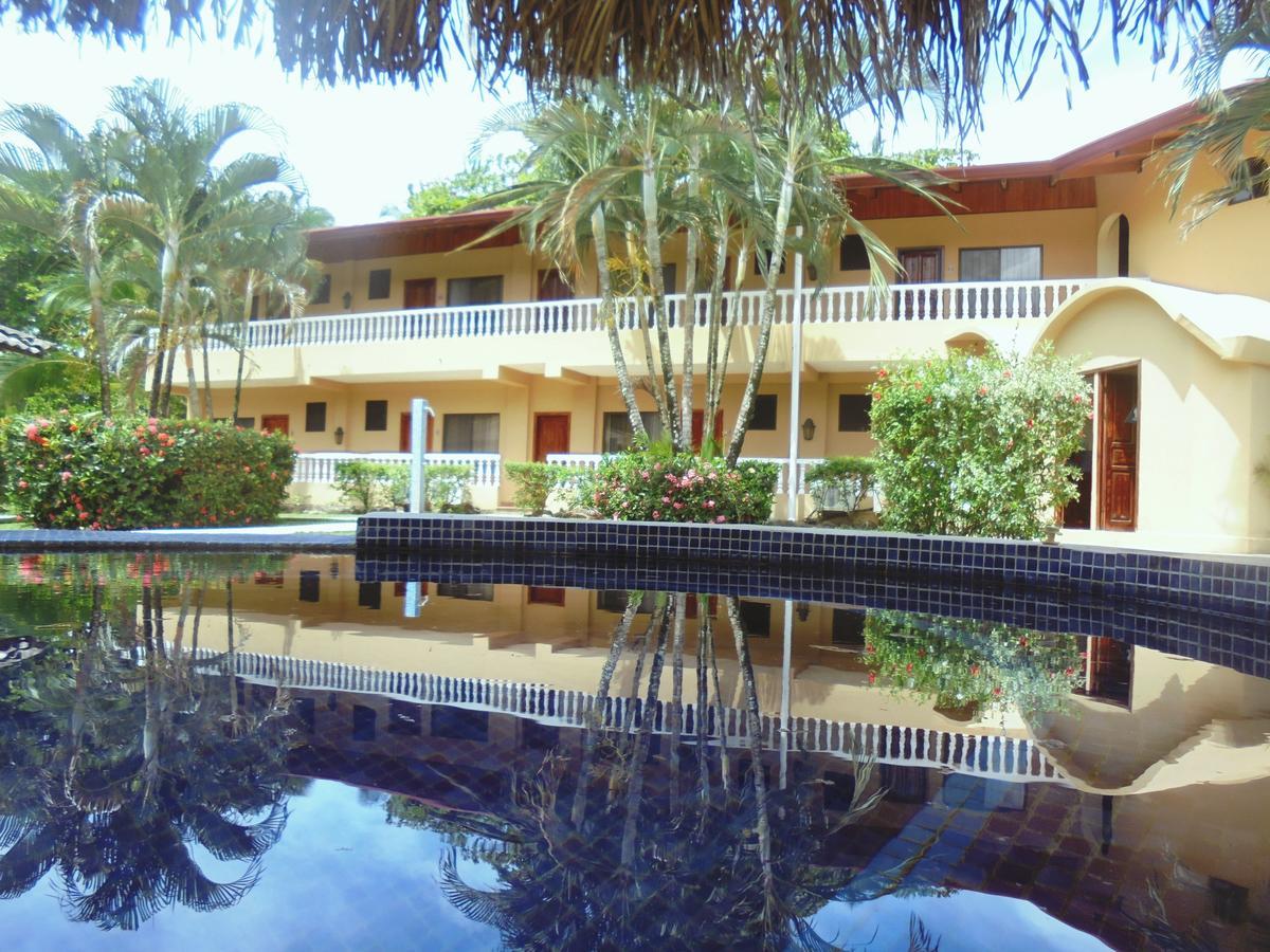 Hotel Delfin Playa Bejuco Esterillos Este Bagian luar foto