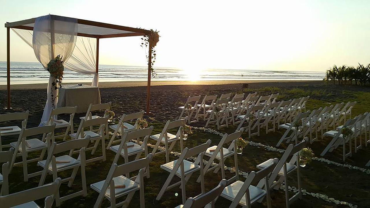 Hotel Delfin Playa Bejuco Esterillos Este Bagian luar foto
